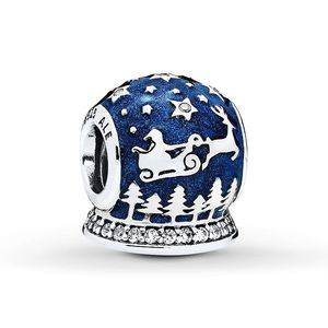 Pandora Christmas Night Charm